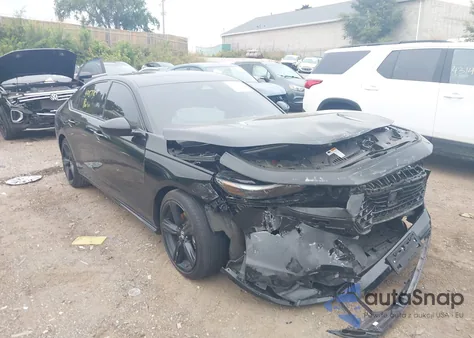 2025 Honda Accord Sport-L z USA, uszkodzony, nr VIN 1HGCY2F77SA023697